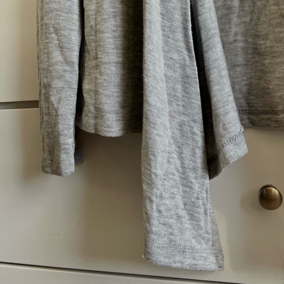 Ambiance Gray Cardigan in a size M - Picture 2 of 4